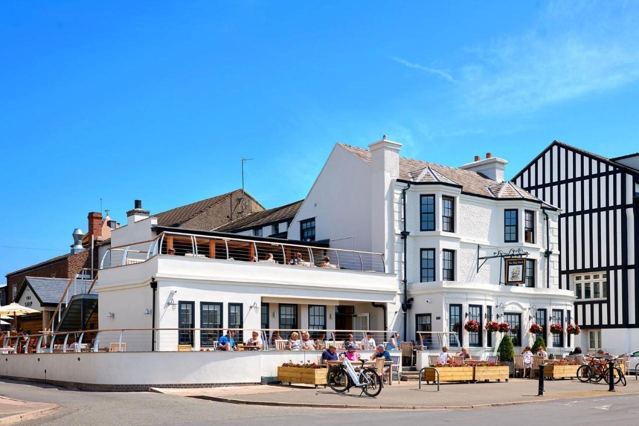 Hotel The Ship Parkgate  Exterior foto